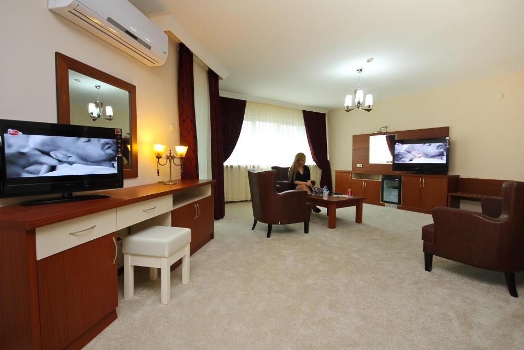 Petek Hotel Muğla Bilik gambar