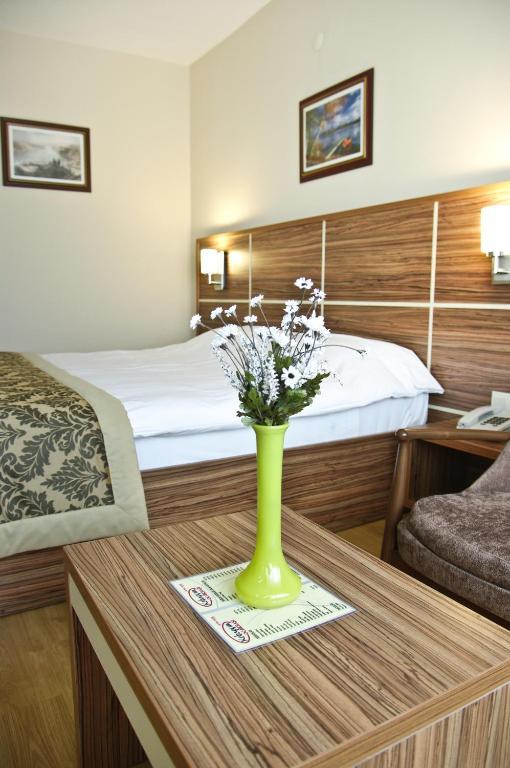 Petek Hotel Muğla Luaran gambar