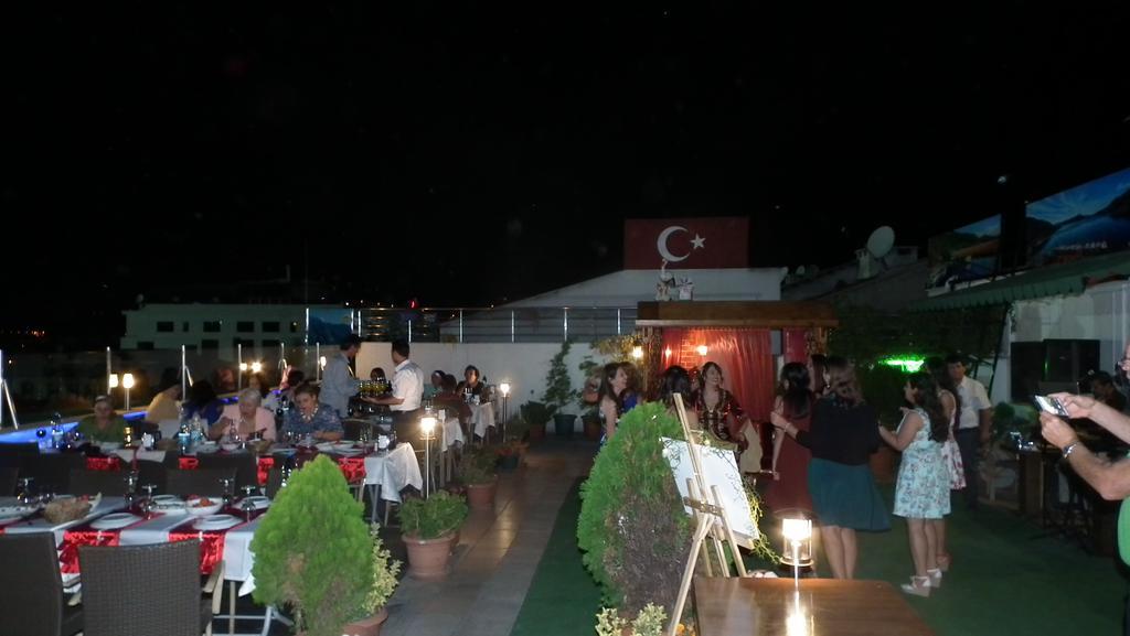 Petek Hotel Muğla Luaran gambar